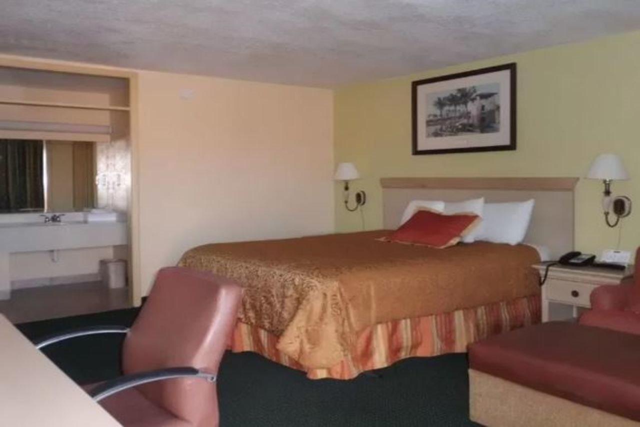 America's Best Inn&Suites-Lakeland Buitenkant foto
