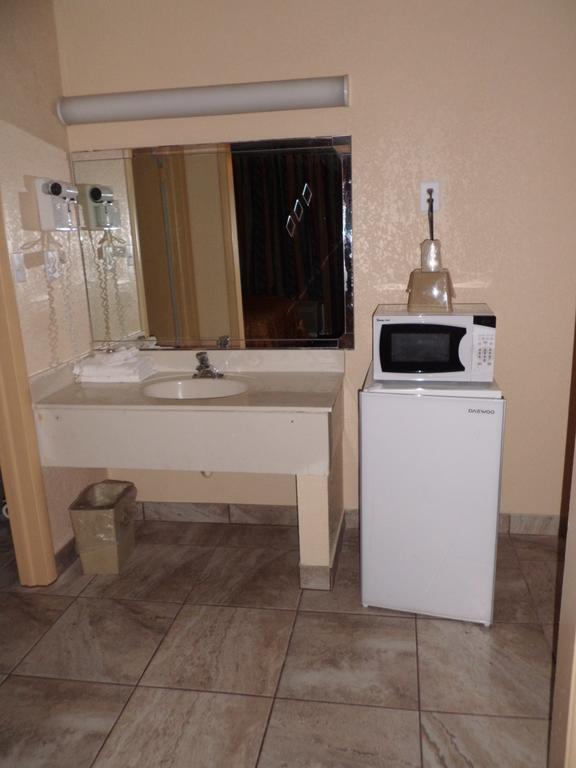 America's Best Inn&Suites-Lakeland Buitenkant foto