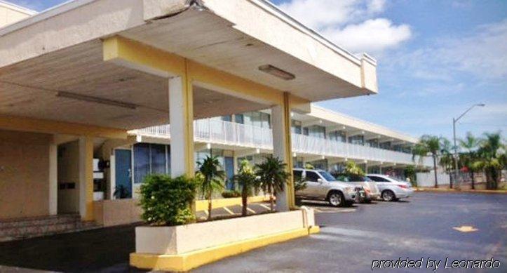 America's Best Inn&Suites-Lakeland Buitenkant foto
